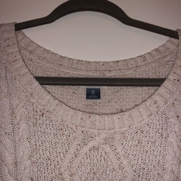 Old Navy Knit Sweater - Picture 2 of 2